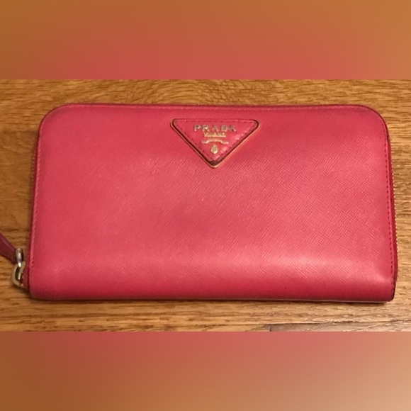 PRADA RED LEATHER ZIPPY LONG WALLET GOOD PREOWNED CONDITION - Picture 1 of 16